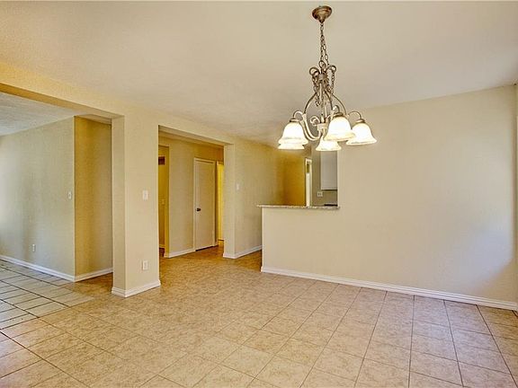 3rd image of 4422 Hampshire Blvd