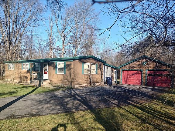 4th image of 2217 Black Brook Rd