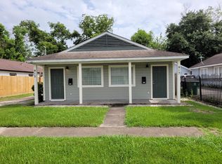 915 Adele St, Houston, TX 77009