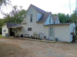 1886 E Lilac Ln, Lincoln, KS 67455