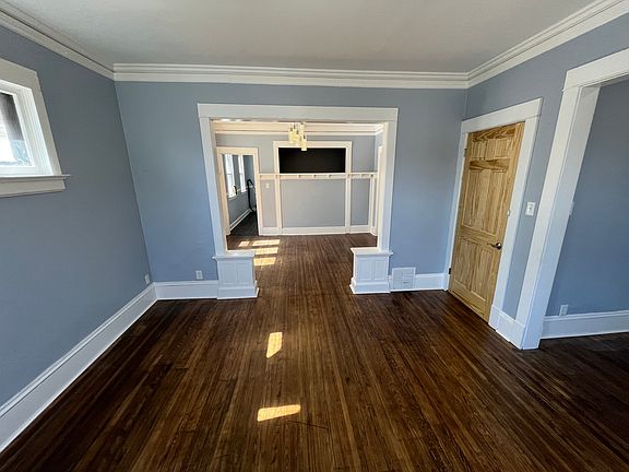 5th image of 2559-2561 N 38th St