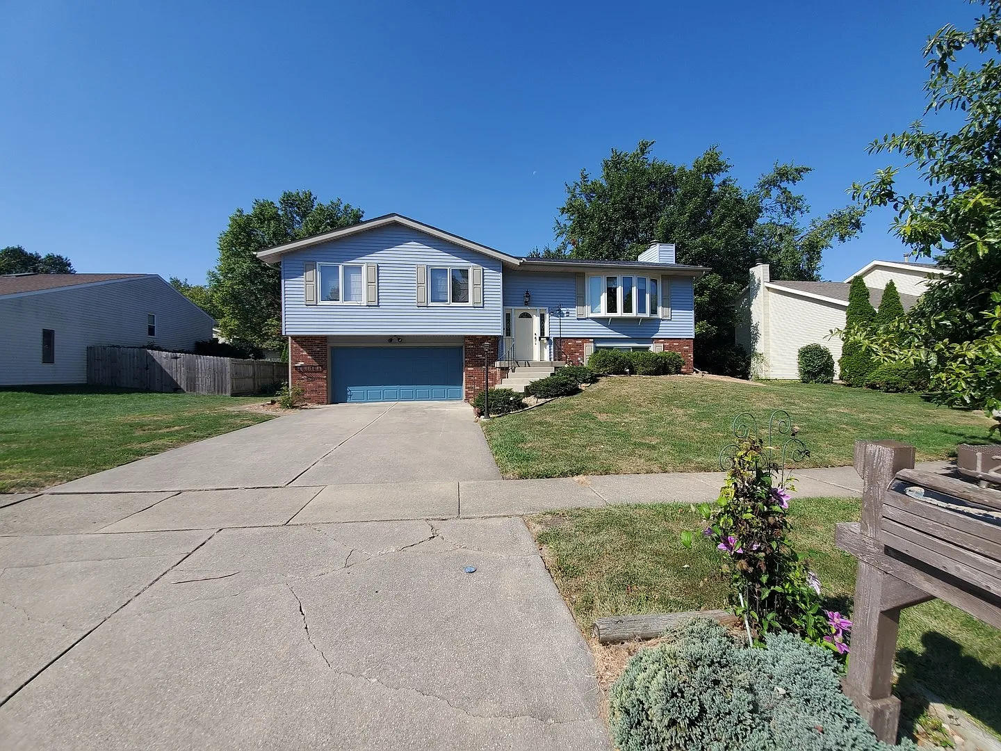 1222 Kim Dr photo 1