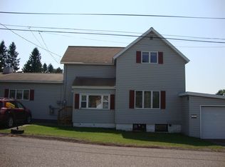 24971 Chestnut St, Calumet, MI 49913