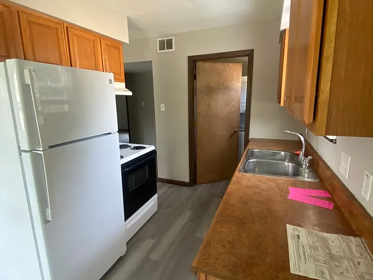 4432 W Bellview Dr — Photo 4