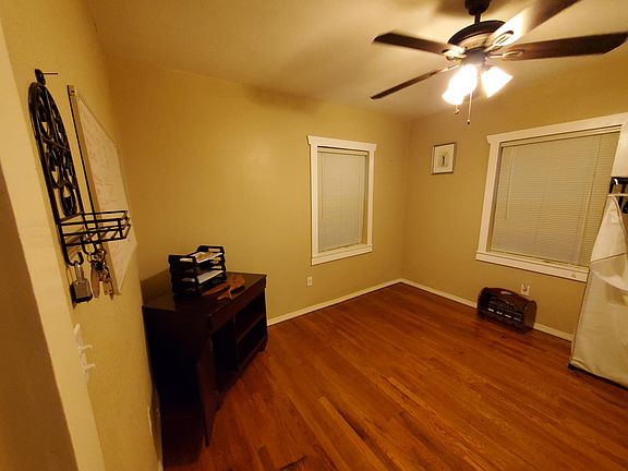 4th image of 3204 Savannah Ave