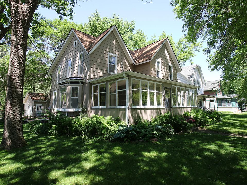 1st image of 1110 Hill Ave