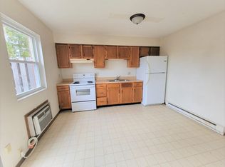 720 Larch St APT B, Tipp City, OH 45371