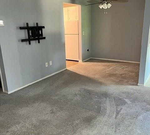 5th image of 216 Moore Rd APT 1E