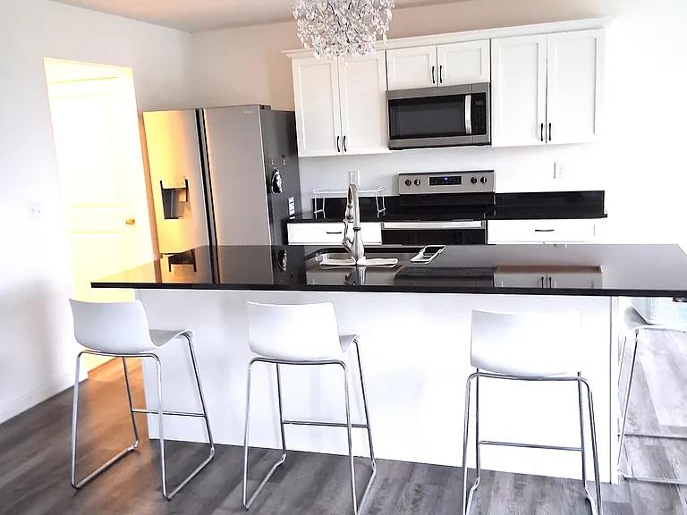 1932 Heritage Green Pl — Photo 7