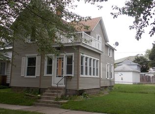 1047 White Ave NW, Grand Rapids, MI 49504