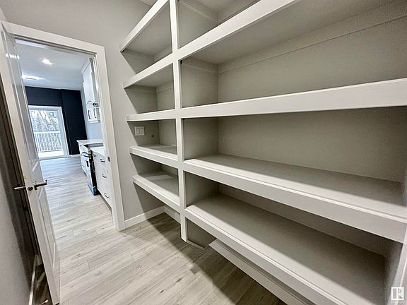 5th image of 1565 Esaiw Pl