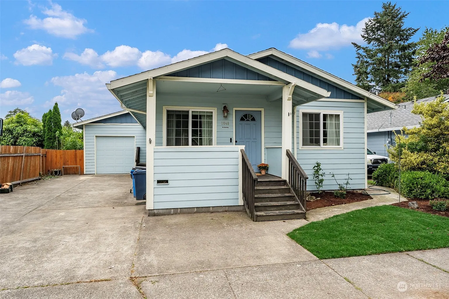 1848 SE 6th Avenue photo 1