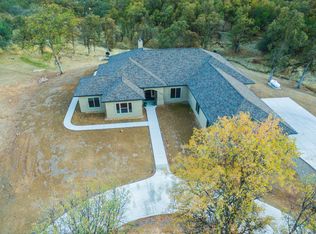 15910 Centerville Oaks, Redding, CA 96001