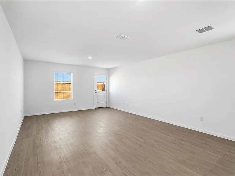 724 Wagtail Dr — Photo 4
