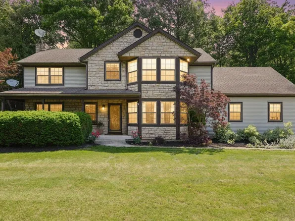 5846 Houchard Rd, Dublin, OH 43016