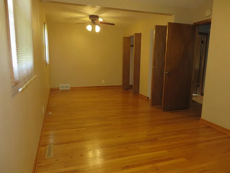 3202 Calhoun St — Photo 12