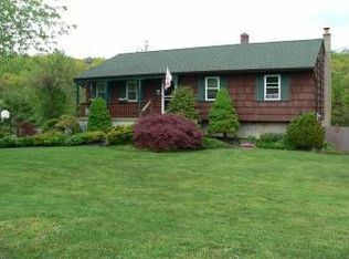 13 Meadow Ln, Vernon, NJ 07462