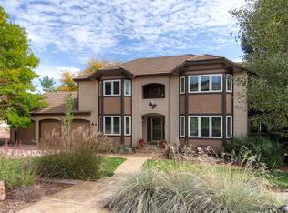 6 Snowy Owl Ln, Littleton, CO 80127