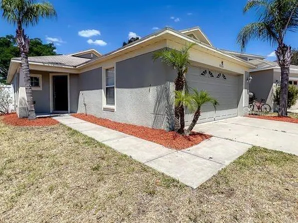 8105 Canterbury Lake Blvd, Tampa, FL 33619