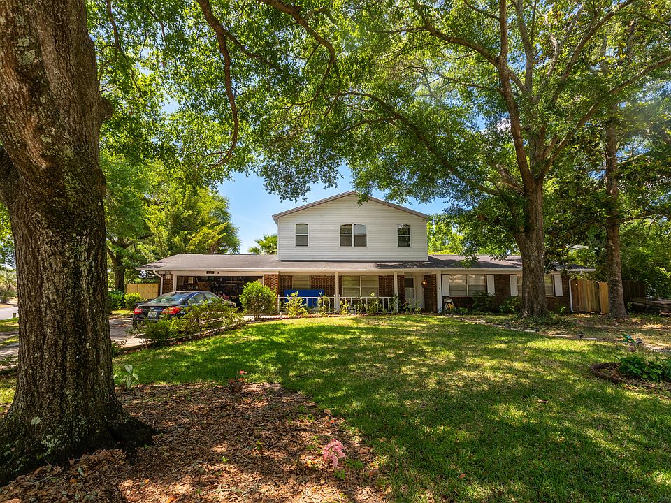 1st image of 43 Chelsea Dr