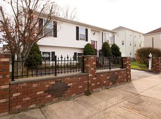 25 Eddy St, Fall River, MA 02723