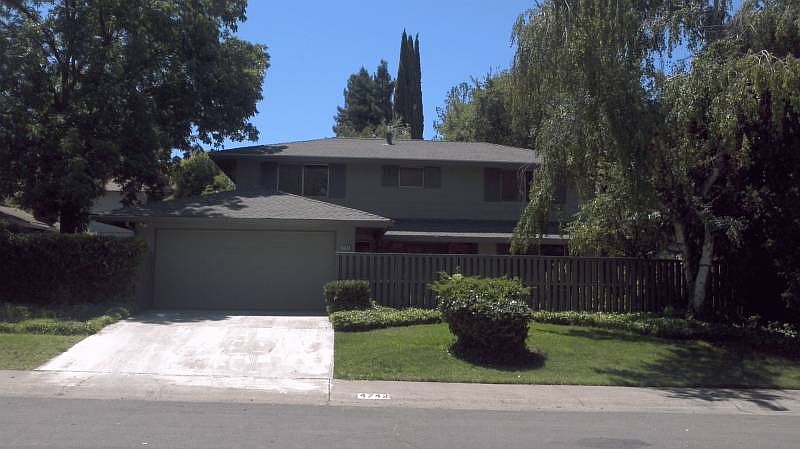 1st image of 4742 Papaya Dr