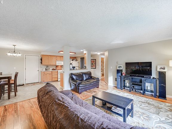 4th image of 14419 NE 91st St