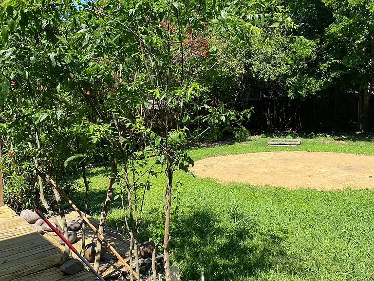 5203 Sutton Ct — Photo 11