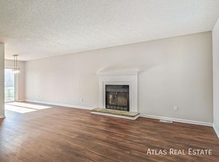 1633 W Prairie St, Olathe, KS 66061
