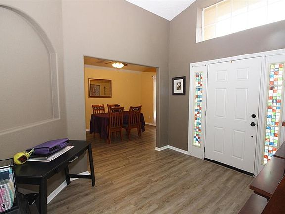 4th image of 631 Windsor Estates Dr