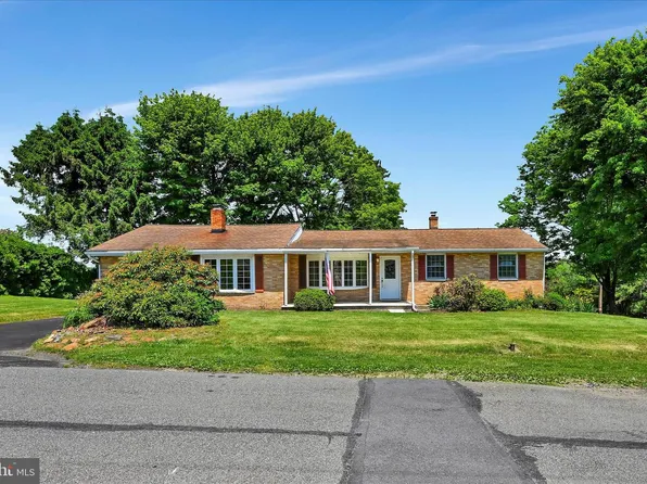 33 3rd Ave, Pottsville, PA 17901