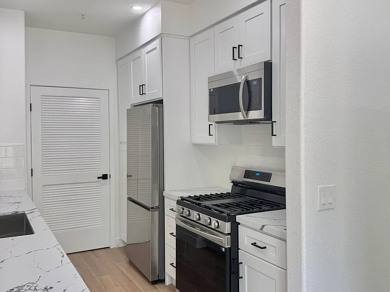 13133 Le Parc Blvd #0 — Photo 4