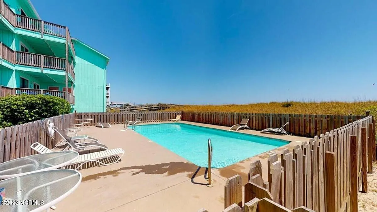 2 bed, 2.0 bath, $1,700 — Photo 4