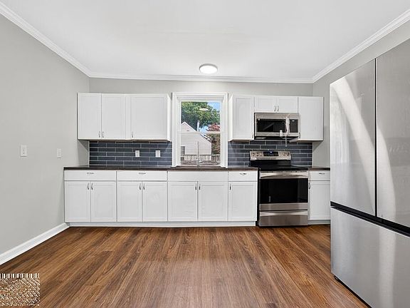 4th image of 1701 Richmond Blvd