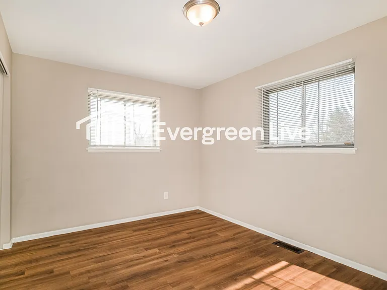 7009 Richwood Ln — Photo 13