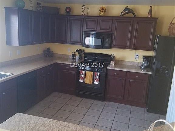 2nd image of 11052 Parete Ct