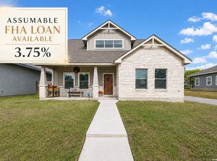 752 Crestview, Floresville, TX 78114