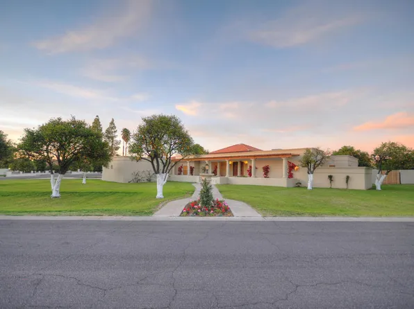 3636 E Indigo Cir, Mesa, AZ 85205