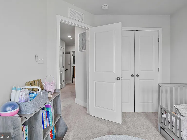 2764 Bridgewater Dr — Photo 25