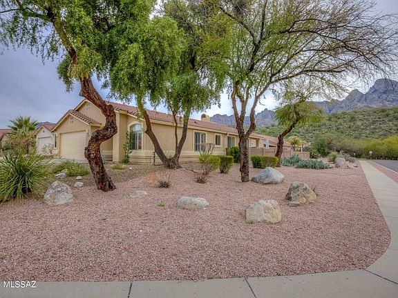 5th image of 2328 E Stone Stable Dr