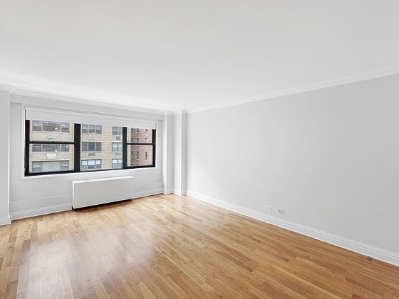 3rd image of 141 E 33rd St #9L