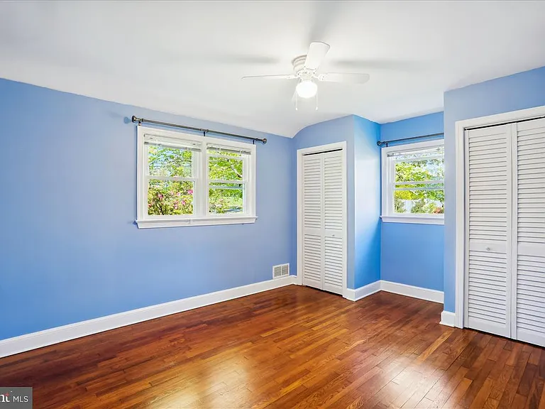 1806 Arcola Ave — Photo 15