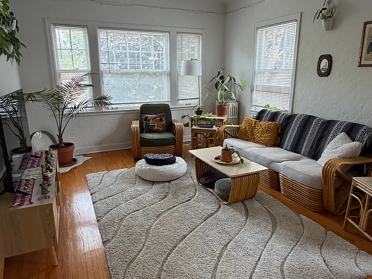 2786 Xerxes Ave S #3 — Photo 1