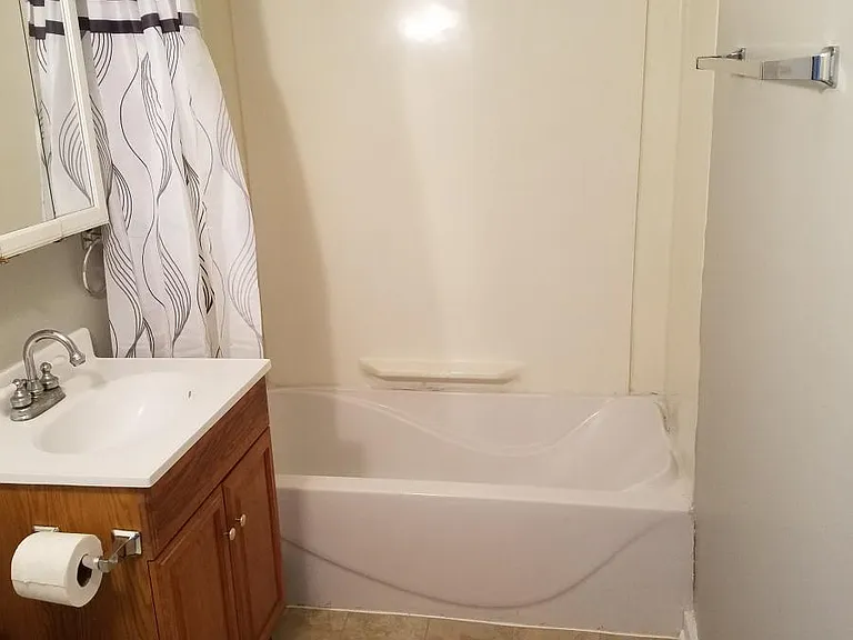 2320 Main St — Photo 6