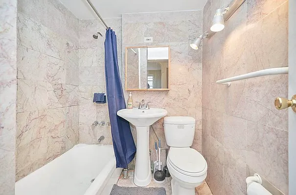 Rented by Compass | media 8