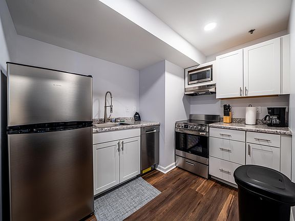 5th image of 234 E 9th Streetb03 #Streetb03-
