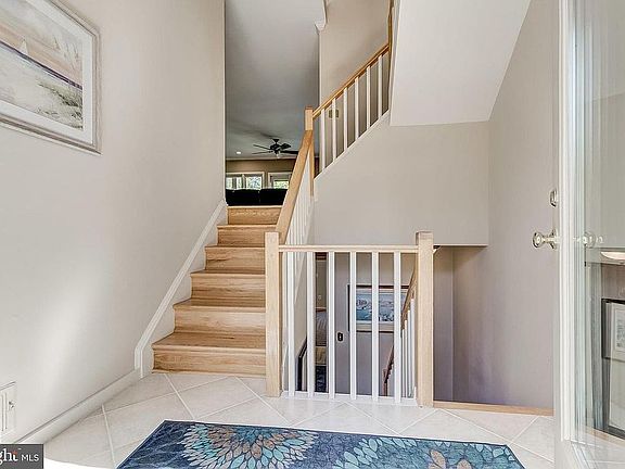 Entry way