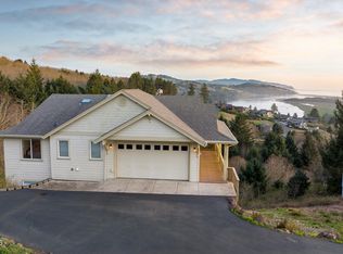 7415 E Summit Rd, Pacific City, OR 97135
