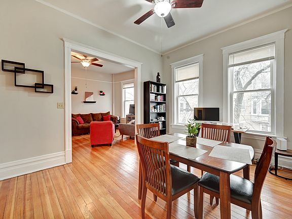 4th image of 2524 W Fullerton Ave APT 2R