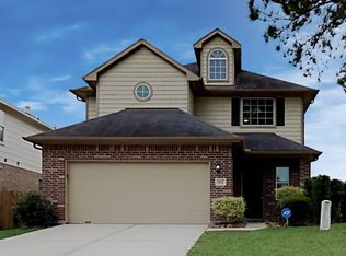 921 Summer Wood Blvd, Conroe, TX 77303